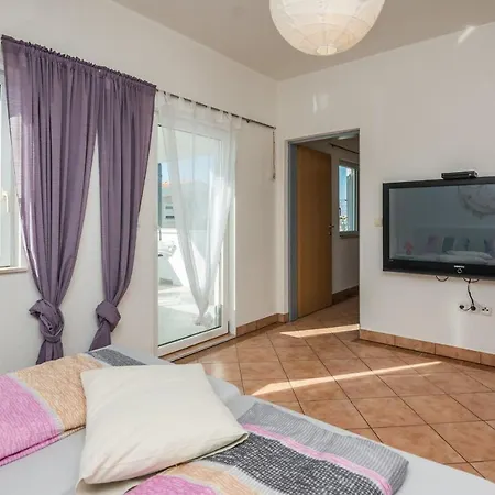 Apartment Bojana *