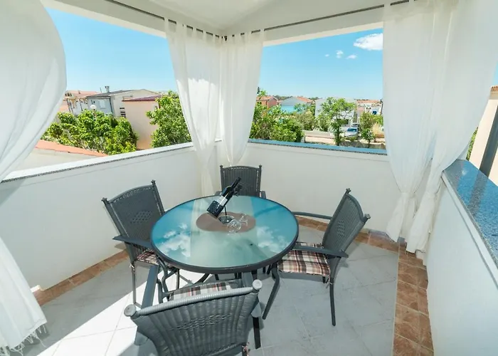 Apartment Bojana *