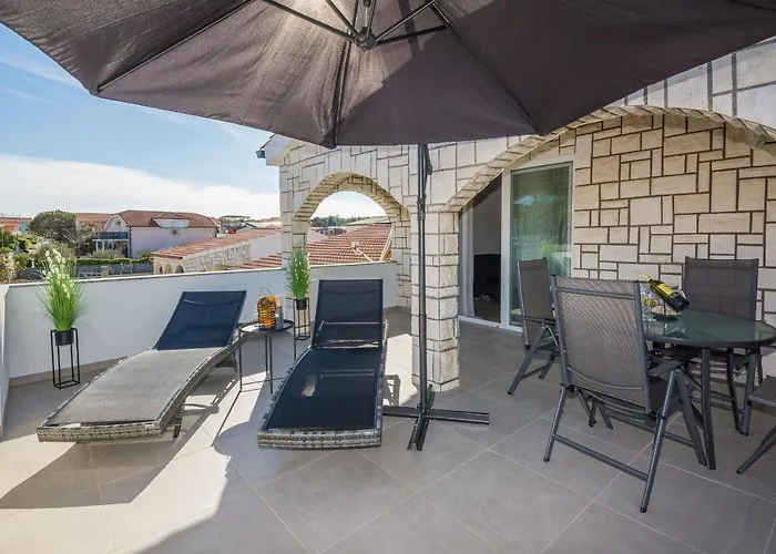 Bojana Apartment Vir